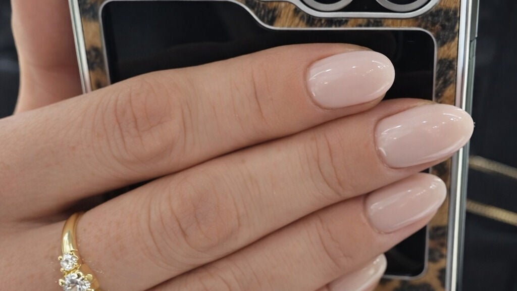 Nude nagels, natuurlijk en glanzend